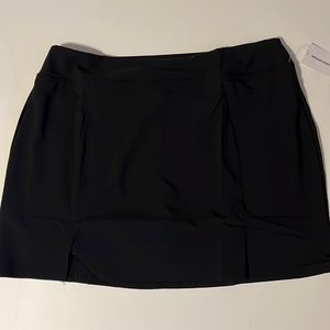Black Tennis Skort Size Xl NWT with pockets